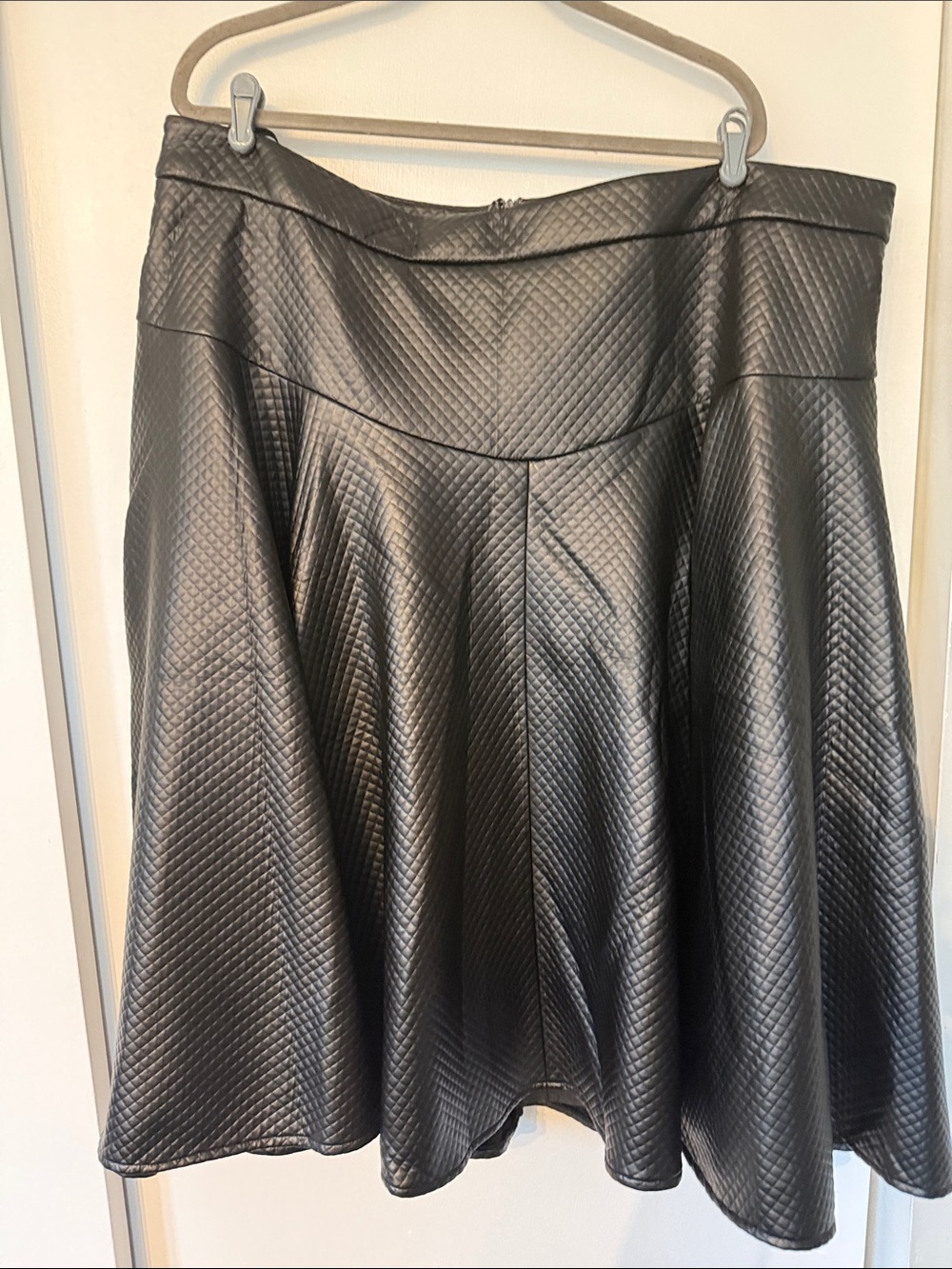 Monroe & Main Quilted Faux-Leather Circle Skirt - Black
